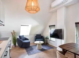 Designer apartment for couples, city centre
