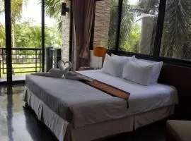Suwan Golf & Country Club
