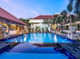 Inna Bali Heritage Hotel, hotel cerca de Kreneng Night Market, Denpasar