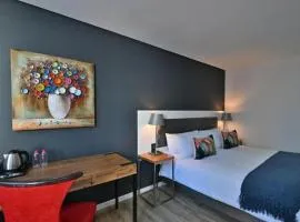 Fountains Hotel by Neighbourgood