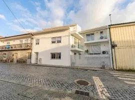 Apartamento Amares Luxury T3 Férias Minho & Douro Experiences with Luxury Car and Driver