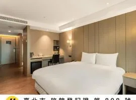 CHECK inn SELECT Taipei NeiHu