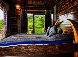 SaPa Big Tree Hmong Homestay