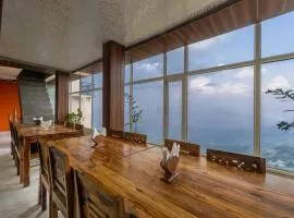 The Cedar Trail Hotel & Restaurant I Family Events I Sky Bonfire l Lift l Power Backup l Free Parking l Kufri By Exotic Stays
