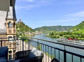 FeWoMo Mosel & Burgblick Loft, Balkon, Parkplatz, Aufzug, 6 Personen