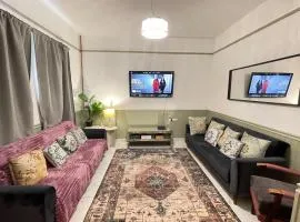 5 Bedroom House - 10 Beds - City Centre - Parking