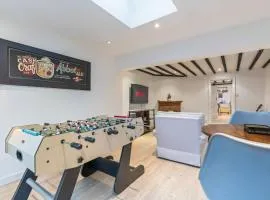 Traditional 2 Bed Cottage, Otford, Games Room, Sleeps 4, Parking