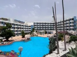 MODERN GREEN PARK STUDIO - Pool View & Terrace