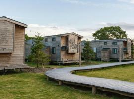 The Lake Side Inn, hotel di Shinano