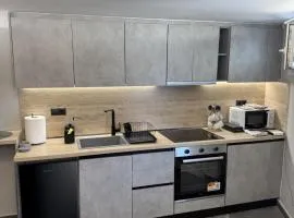 Theofilos Apartment's