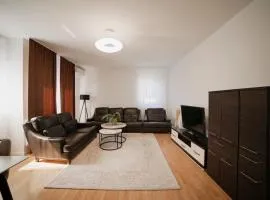 Estilo Apartments