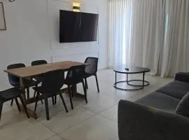 סי סייד אילת סוויטה 2 חדרים עם מרפסת ונוף לים