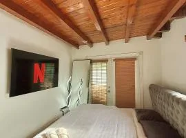Gorgeous Guest Suite Beach House w Pool BBQ Close to Beach 1 bed