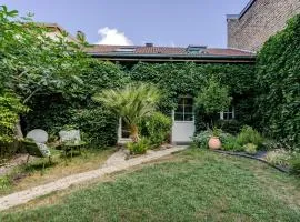 Cocon au fond du jardin