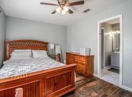 Deevine Homes - Private Bedrooms with Shared Bathroom