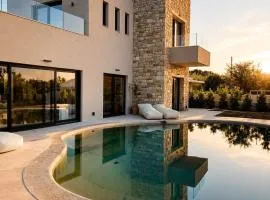 Stone Blossom Villa Retreat