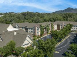 Residence Inn by Marriott Provo North University，普若佛的飯店