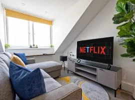 The Gold Residence | Boutique Stay in Whitstable