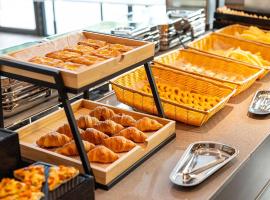 Holiday Inn Express Changbaishan Beauty Pine by IHG, ξενοδοχείο στο Yanji