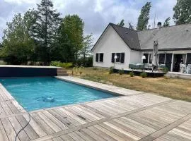 Villa de la Salmonière - Maison avec piscine et jardin clos