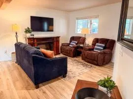 Lake and Mountains, 3BR 2BA