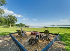 'Cast a Line Cabin' w/ Dock on Weiss Lake