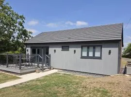 Linden Farm Lodge