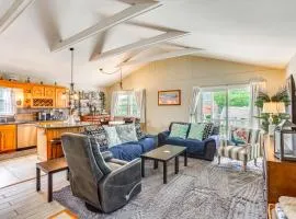 1 1/2 Blocks to Beach! Close to A/C, Casinos
