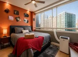 Downtown Atlanta 3BR Condo Pool Access Near Stadium & Arena
