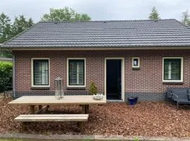 Eendje 2 I Luxe recreatiewoning met hottub