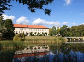 Dundagas Pils, hotel perto de Tiņģere Manor, Dundaga