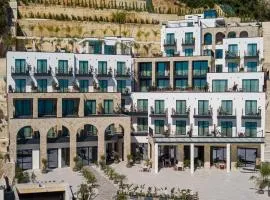 Avaris Hotel