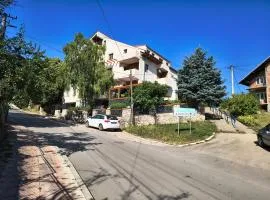 APARTMANSKI SMEŠTAJ SOLARIS kod Aqua Parka STUDIO APARTMANI