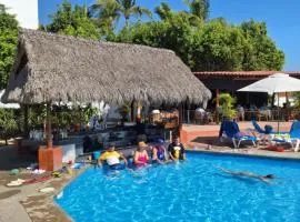 Depa en planta baja con alberca