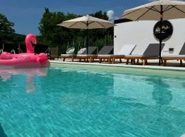 Odmaraliste Paradise14 - Private Villa with Heated Pool & Jacuzzi