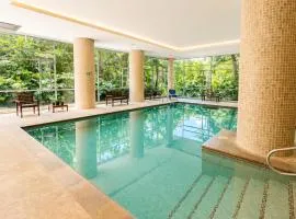 Apartasuite en Rionegro con piscina, gimnasio y spa