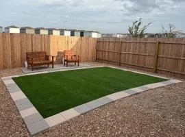 Modern Cozy 2 BR 2 BA Retreat Near San Antonio