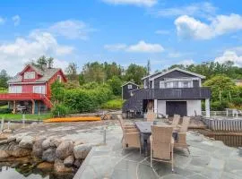 Gorgeous Home In Førde I Hordaland With Wifi