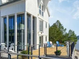 Lovely Apartment In Gurskøy With Sauna