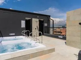 Metropolitan Living by HOUSY