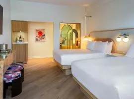 The Luce, St. Pete Beach, a Tribute Portfolio Hotel