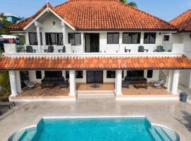 TheCasaVilla 7Bdrm Pool Cinema Sleeps 26, hotel sa Tobago