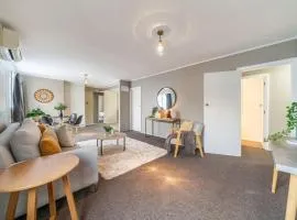 Stylish Moera Retreat