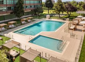 Meli&aacute; Madrid Barajas, hotell i n&aelig;rheten av Adolfo Su&aacute;rez Madrid-Barajas lufthavn i Madrid