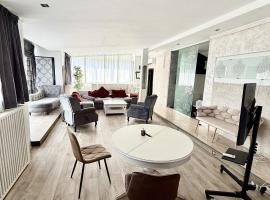 Hotel Jolie Apartments, khách sạn ở Galaţi
