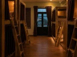 Mountain Goat Wooden Capsules Hostel 247