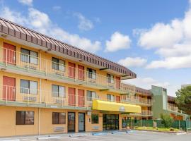 Days Inn by Wyndham El Paso I-10 East, hotel en Hacienda Heights