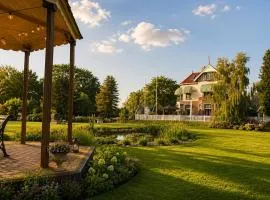 DeVilla - Boutique Suites