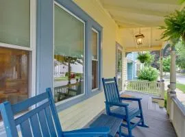 'The Hand House!' Walk to Downtown & Race Course