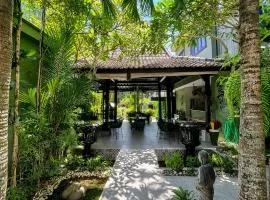 The Lodge Canggu